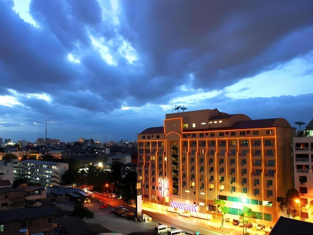 Hip Hotel Bangkok Eksteriør billede