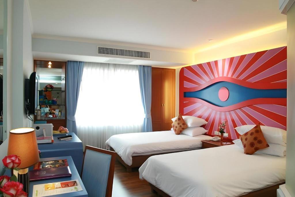 Hip Hotel Bangkok Eksteriør billede